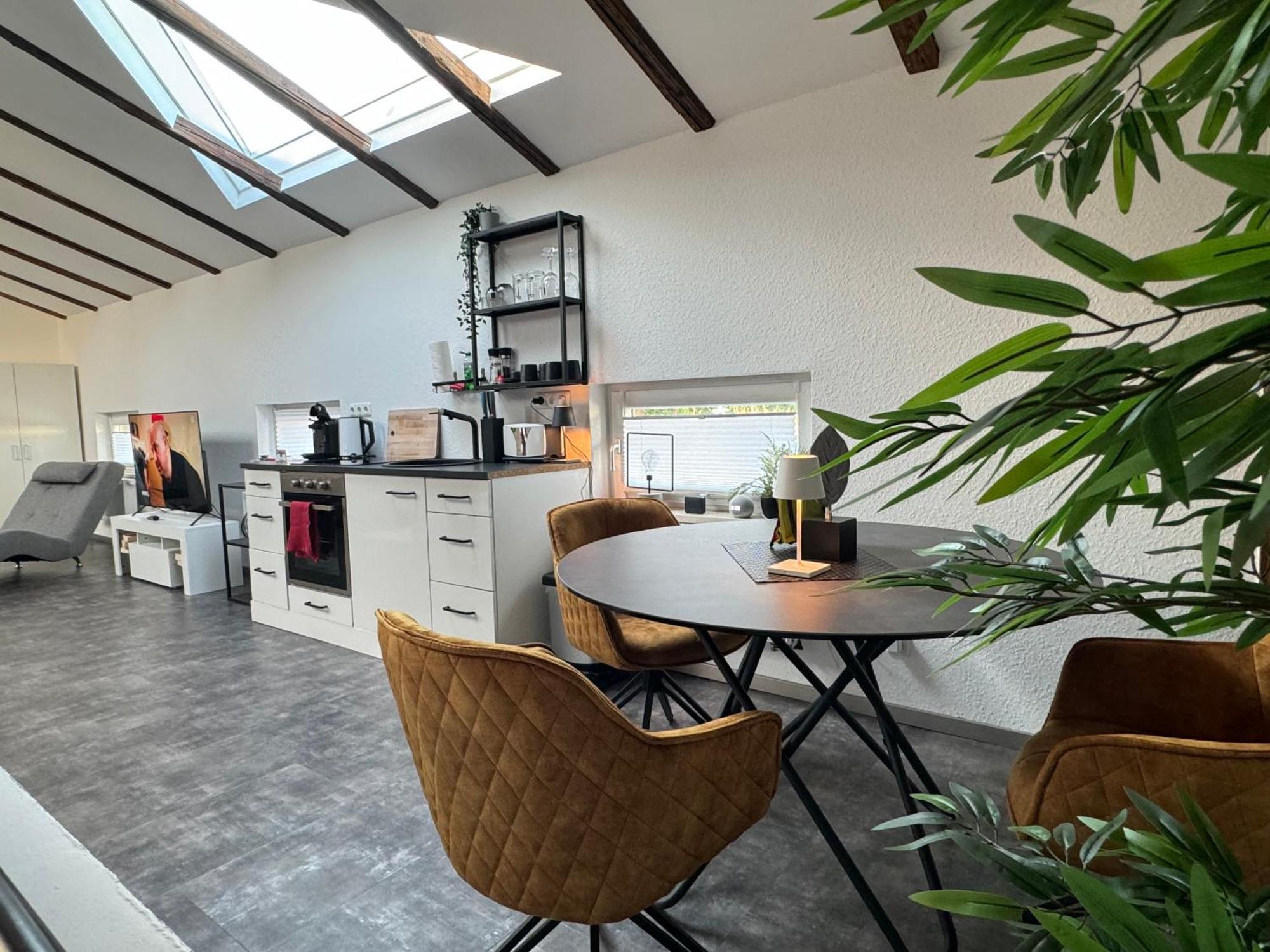 Gleis 13 - The Loft Im Ehemaligen Lokschuppen Apartment บุคเคอบวร์ก ภายนอก รูปภาพ
