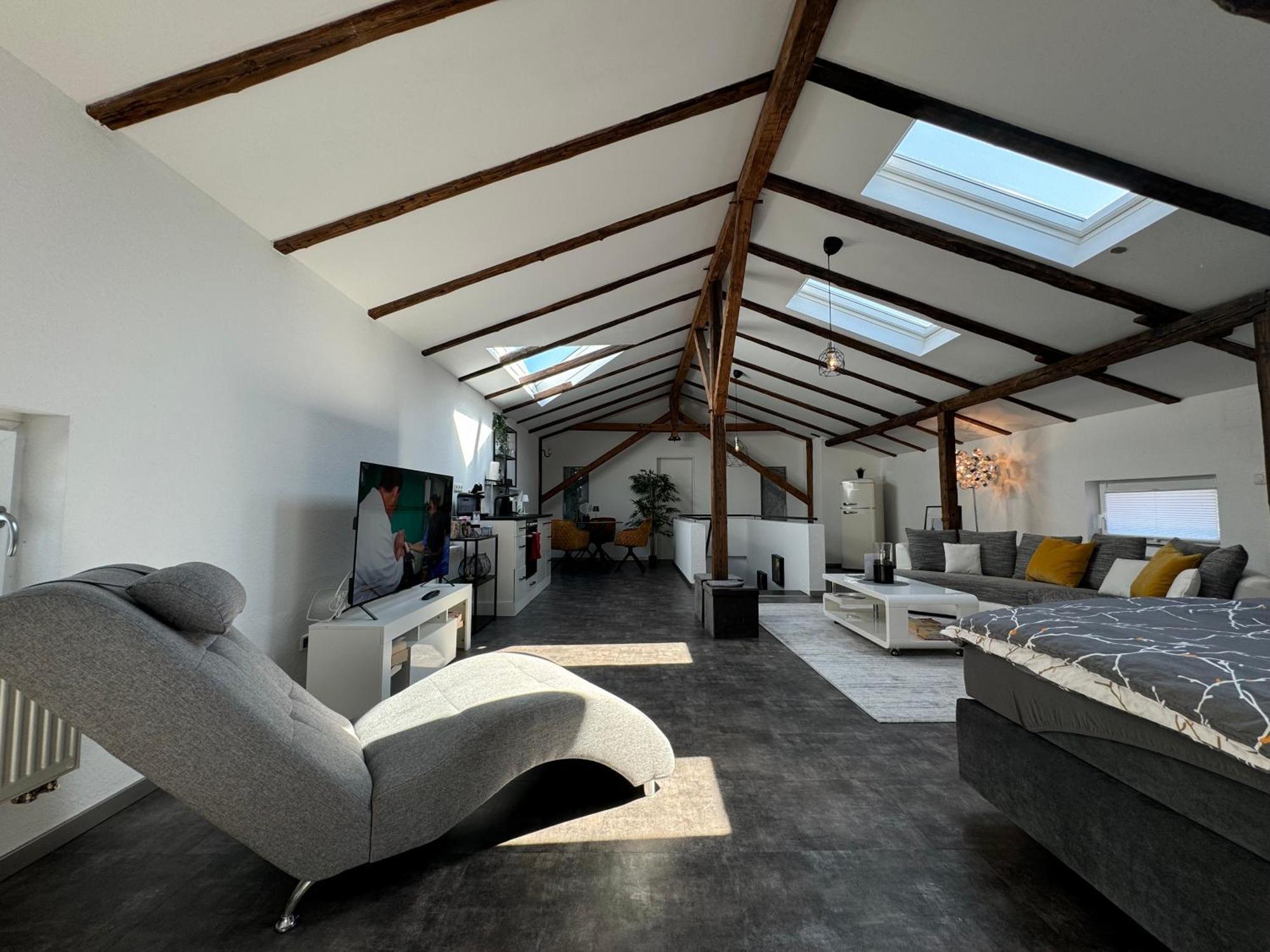 Gleis 13 - The Loft Im Ehemaligen Lokschuppen Apartment บุคเคอบวร์ก ภายนอก รูปภาพ